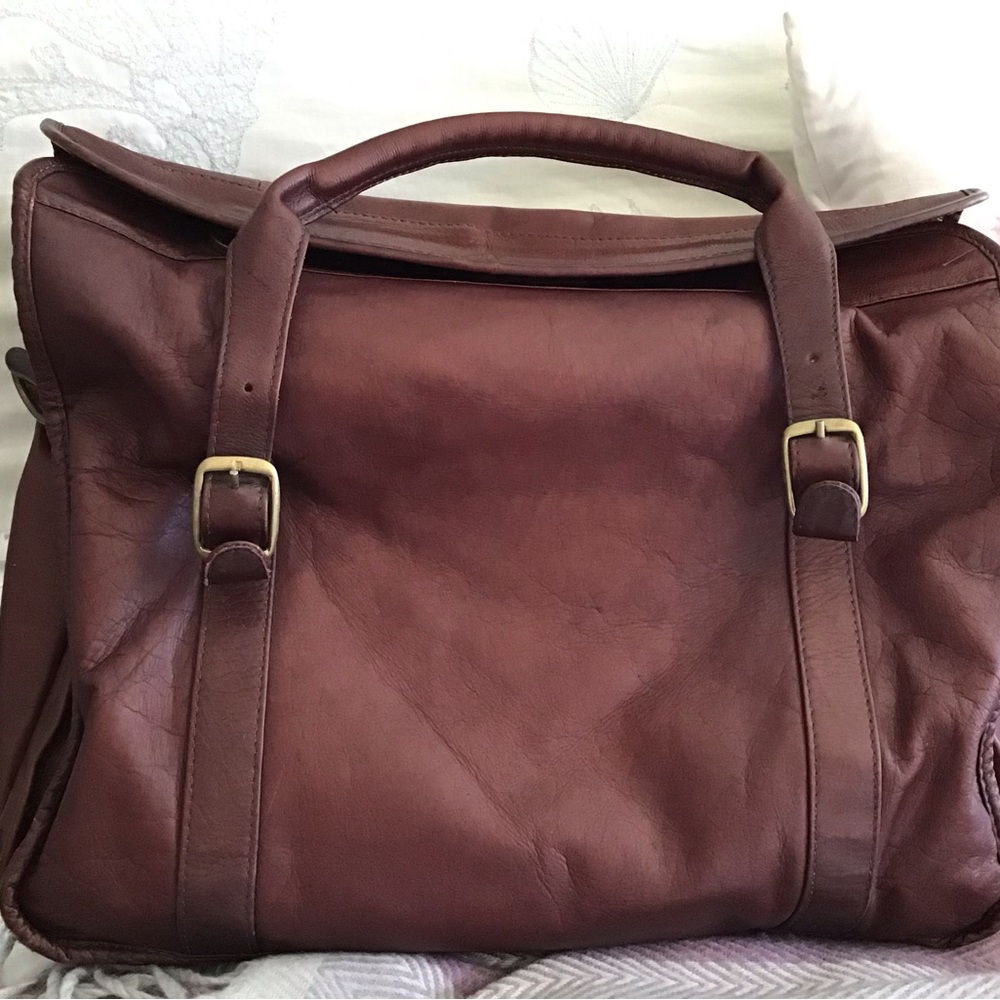 Elegant Brown Leather Bag